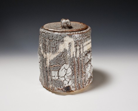 Nezumi Shino Fresh Water Jar by Suzuki Tomio: click to enlarge