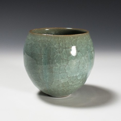 Seiji Tea Ceremony Bowl by Ikai Yūichi: click to enlarge