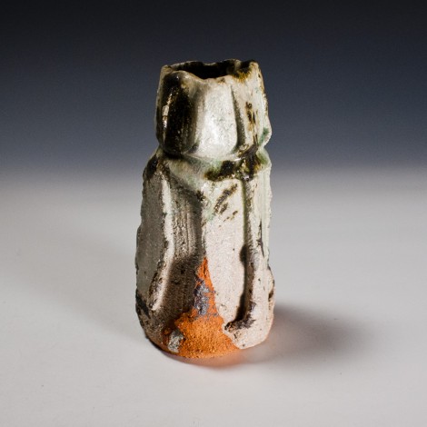 Haiyūsai Kokusen Ash Glazed Vase by Ikai Yūichi: click to enlarge